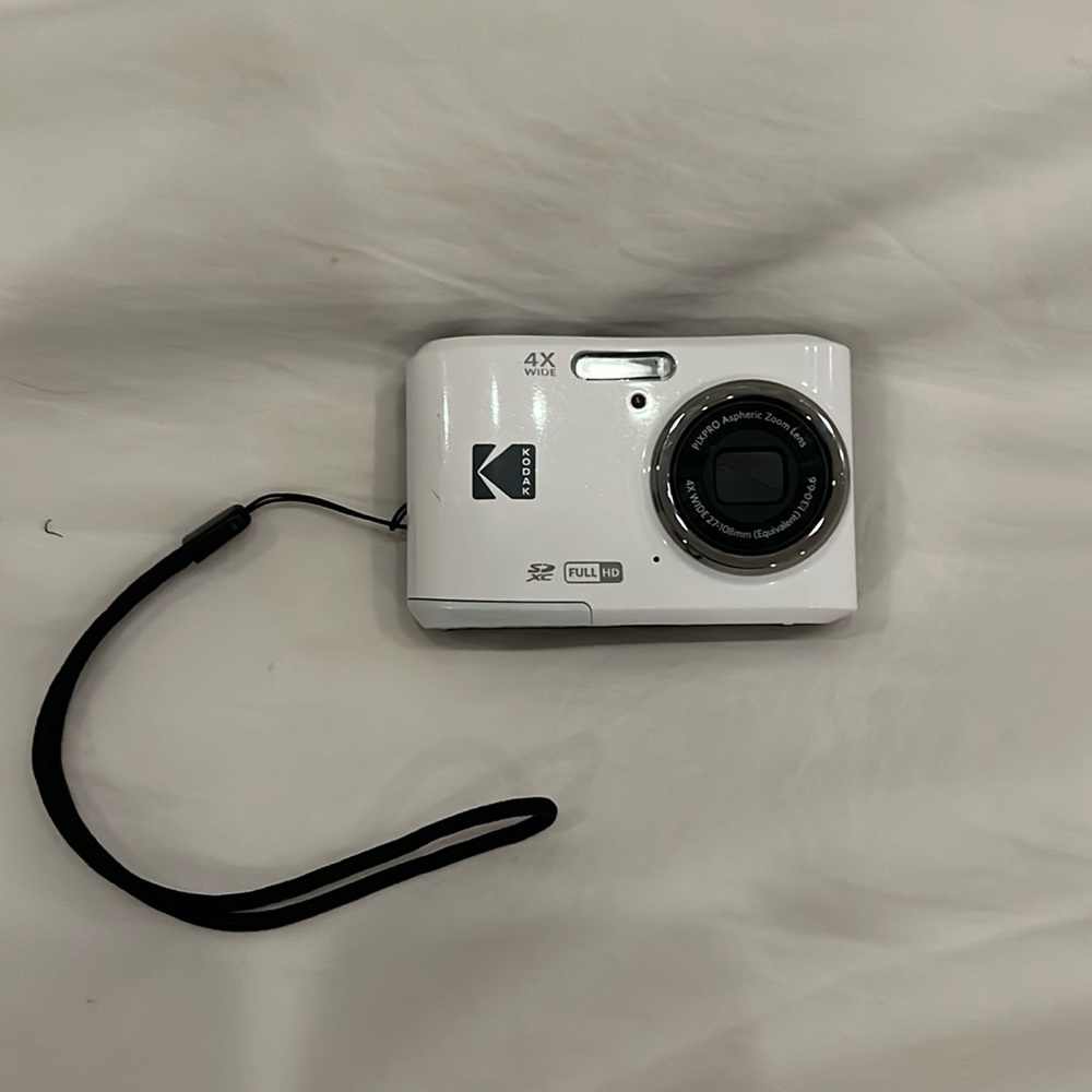 KODAK PixPro full HD digital camera